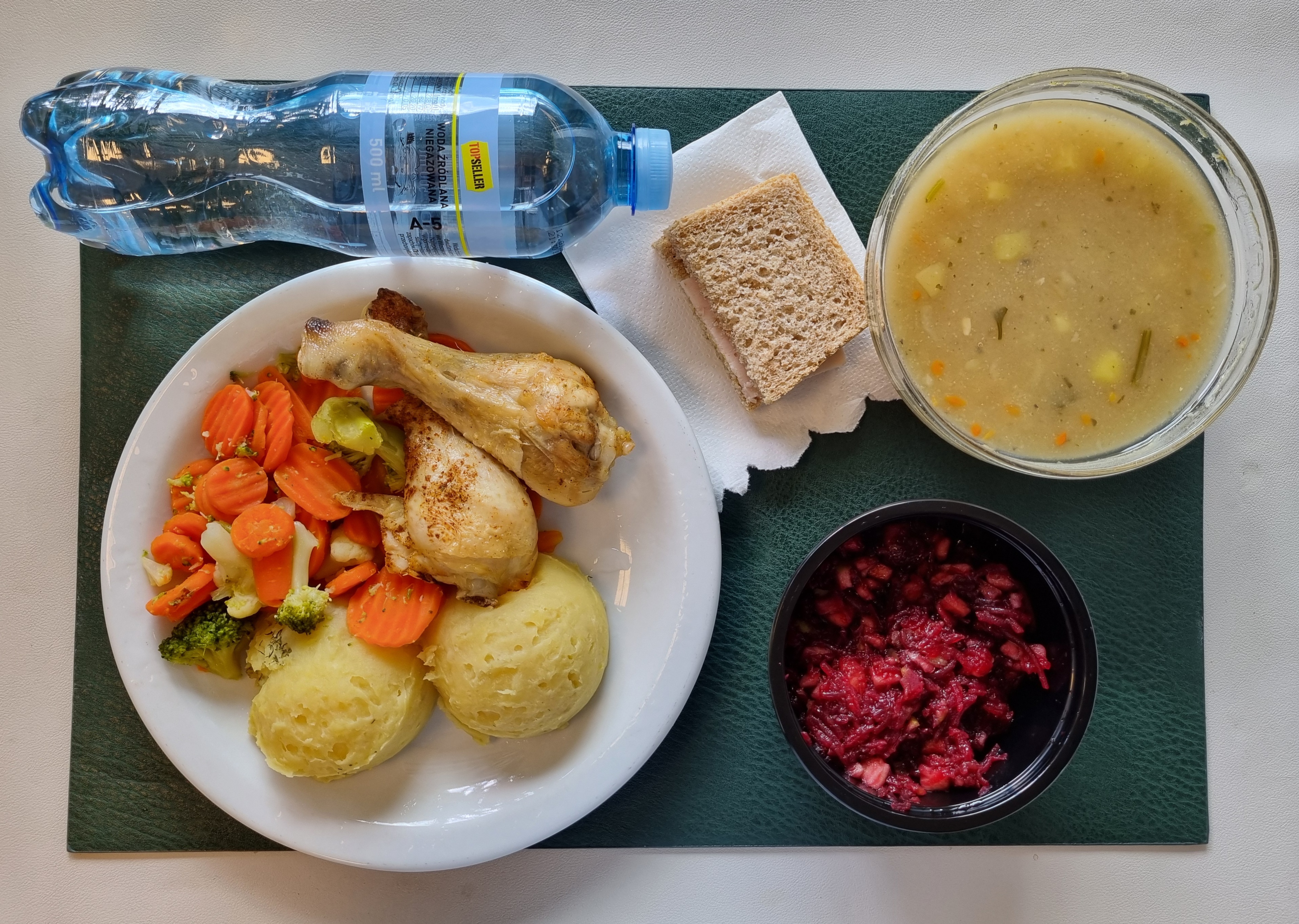 dobry posiłek obiad - dieta bogatoresztkowa