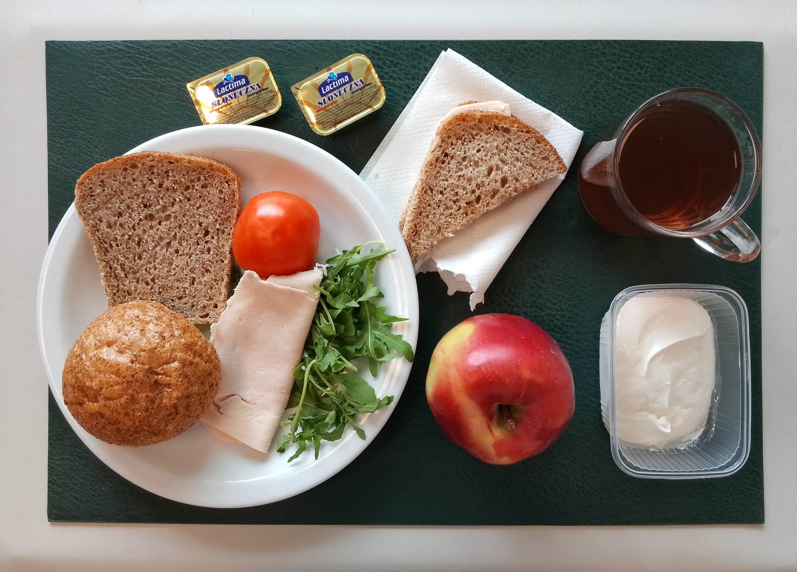 dobry posiłek śniadanie - dieta bogatoresztkowa