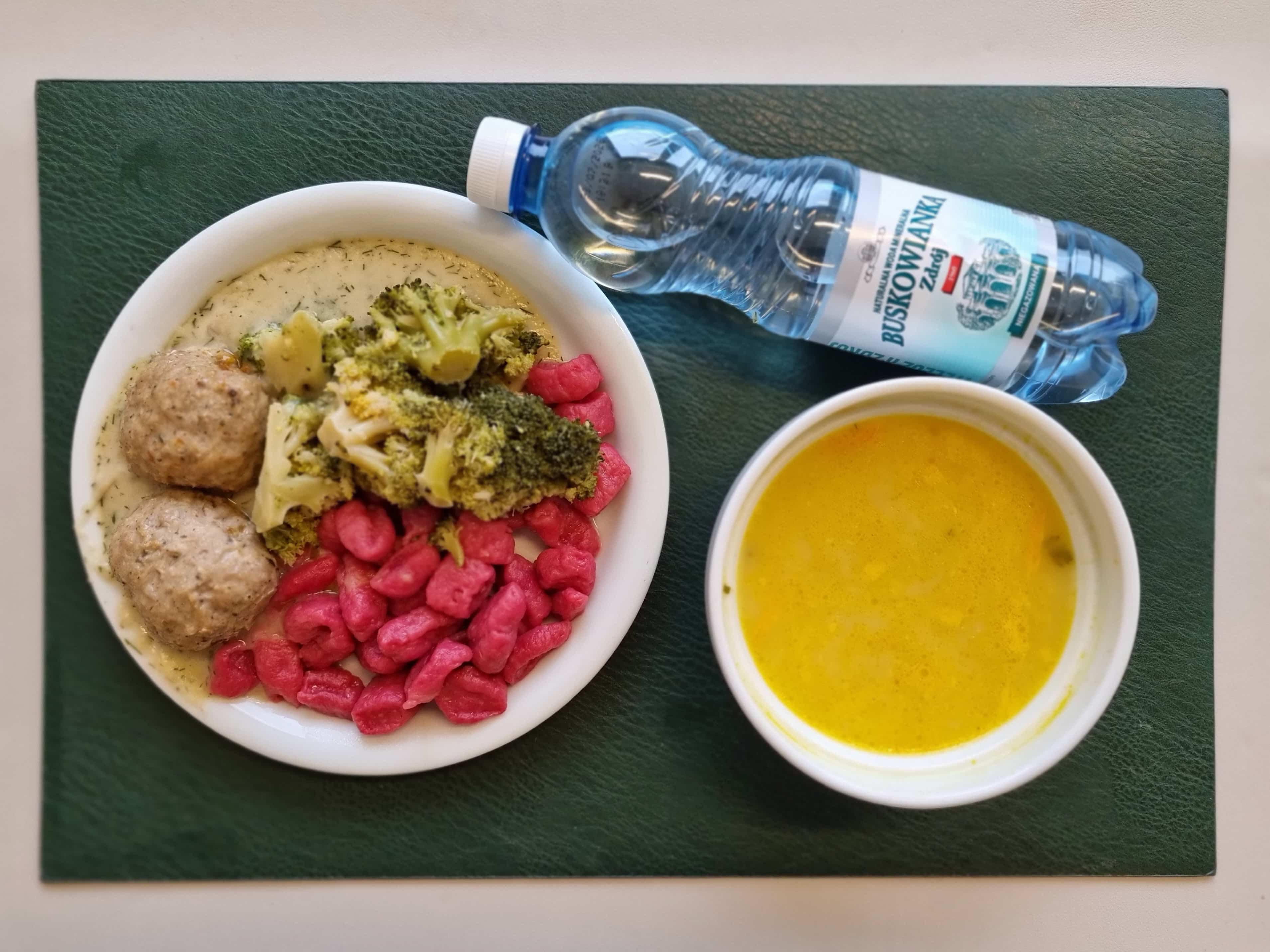 dobry posiłek obiad - dieta lekkostrawna