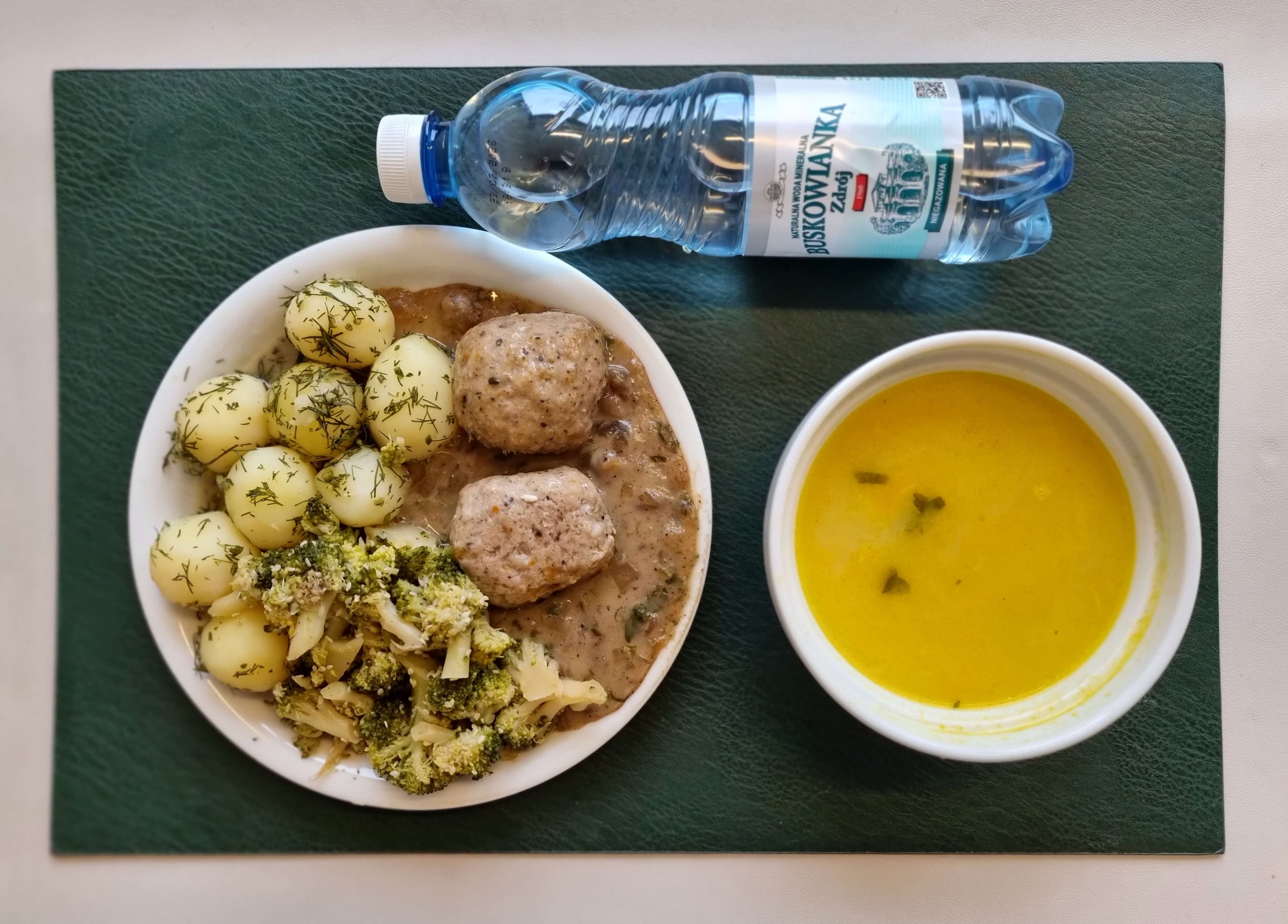 dobry posiłek obiad - dieta bogatoresztkowa