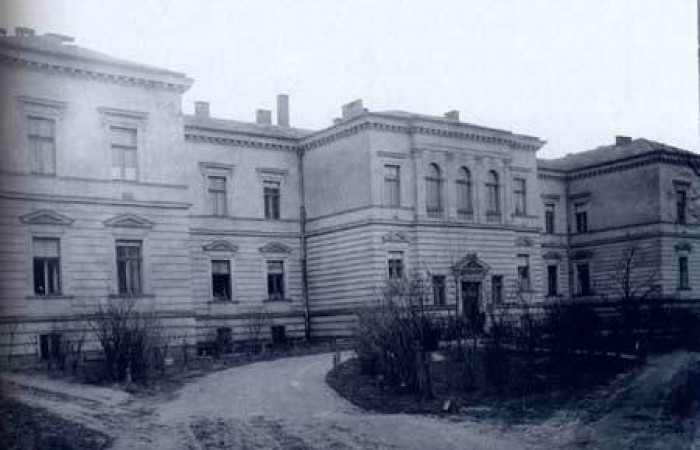 Historyczne zdjęcie budynku