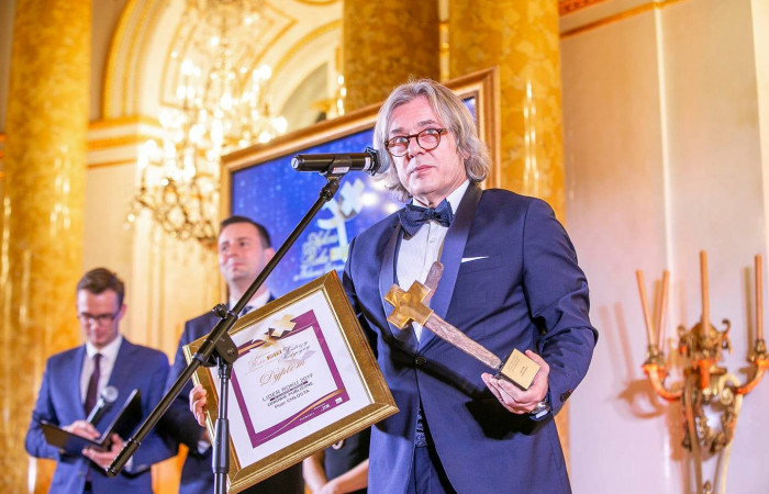 83523577_2499555373503622_3973589457474420736_o