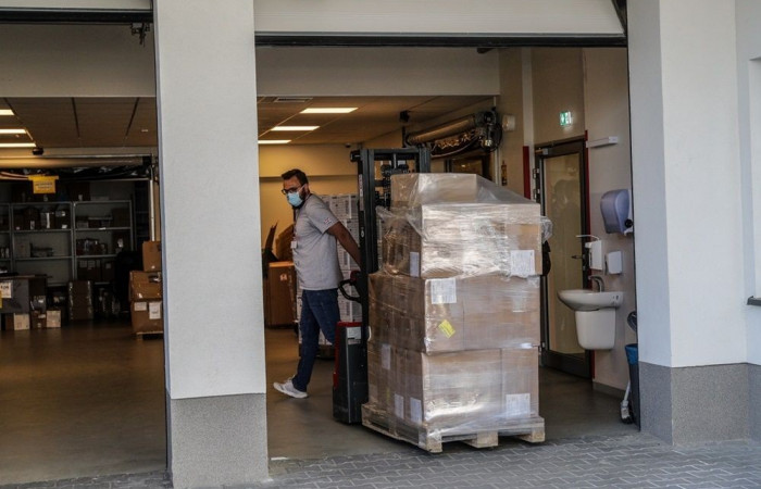 Wypakowywanie dostawy 