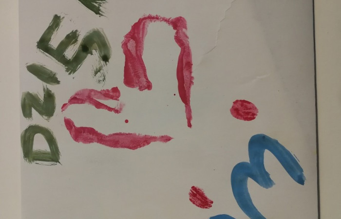 Rysunek dziecka - serce, słowo dziękujemy