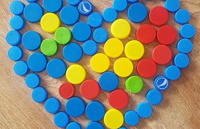 Grupa Niedźwiadki z Publicznego Przedszkola BAJLANDIA z Krakowa w Dniu Międzynarodowego Dnia Pielęgniarek i Położnyc 2