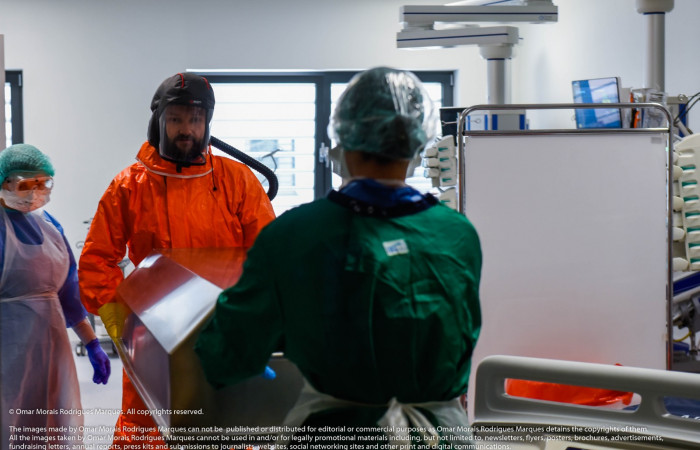 Pracownicy na strefie COVID-19 