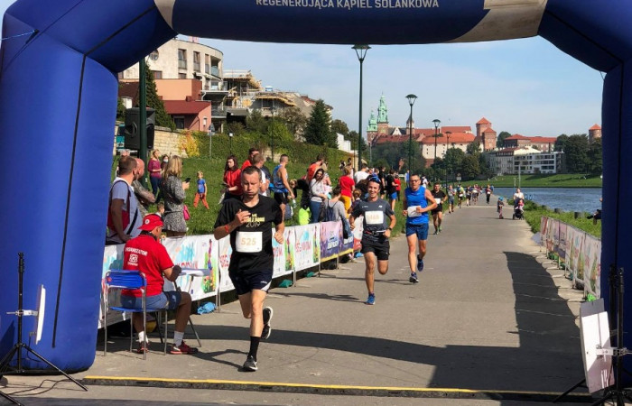 Bieg Kordian - uczestnicy dobiegają a mecie