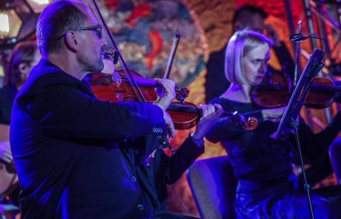 Uroczystości towarzyszyła oprawa muzyczna artystów scen polskich - wykonawców hymnu „Nie zastąpi Ciebie nikt”, nagranego w 100. rocznicę urodzin św. Jana Pawła II.