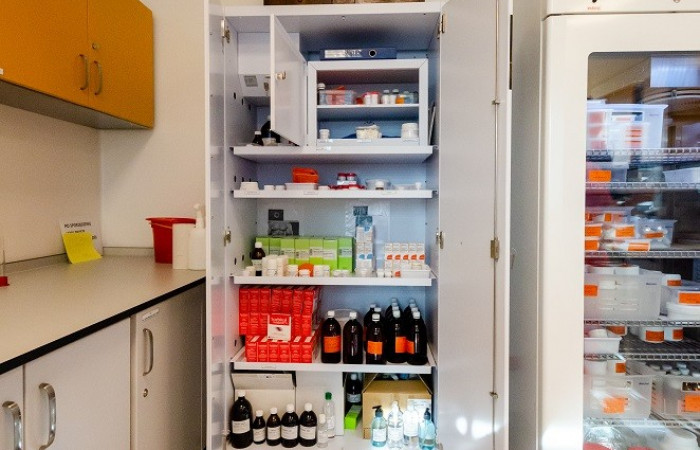 Uzupełniany na bieżąco magazyn leków ogólnodostępnych i na receptę