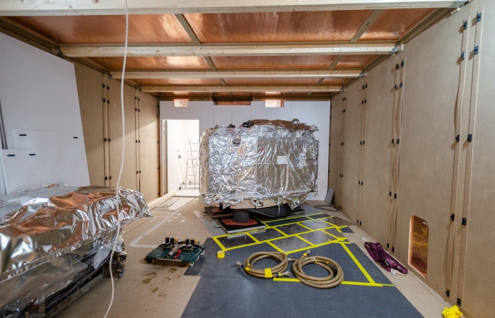 Transport wewnątrz szpitala 14,5 ton samego magnesu aparatu