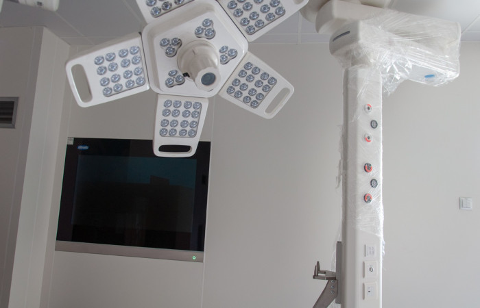 Sala operacyjna - zbliżenie na salę operacje 