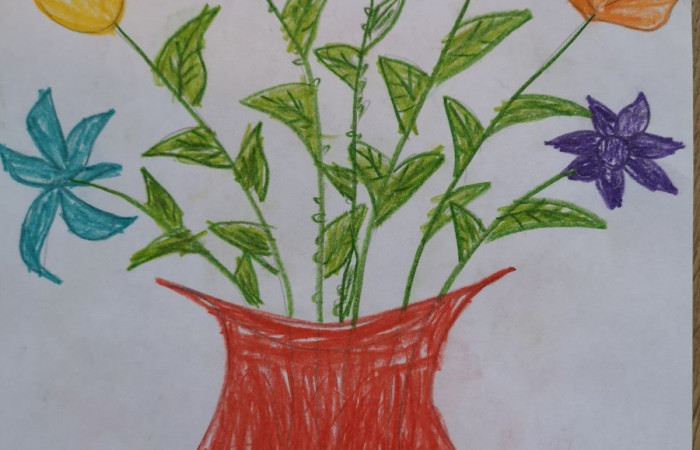 Rysunek dziecka - wazon z kwiatami