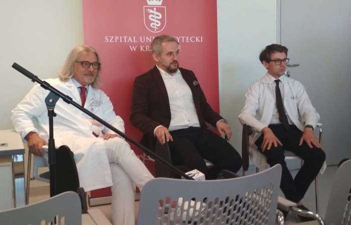 Dyrektor Marcin Jędrychowski, prof. Piotr Chłosta, dr Mikołaj Przydacz