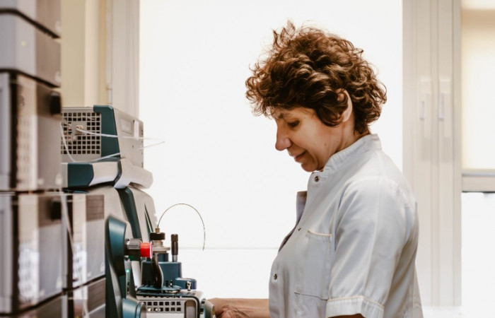 Personel Zakładu Diagnostyki Biochemicznej i Molekularnej przy pracy