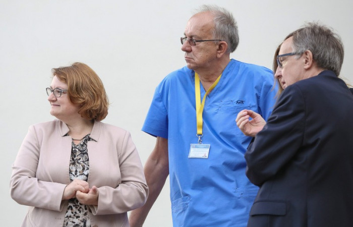 ojciec_swiety_z_wizyta_w_szpitalu_uniwersyteckim