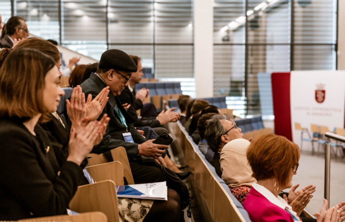 Dyrektorzy zrzeszonych w Światowej Federacji Szpitali oraz Polskiej Federacji Szpitali z Wizytą w Szpitalu Uniwersyteckim w Krakowie