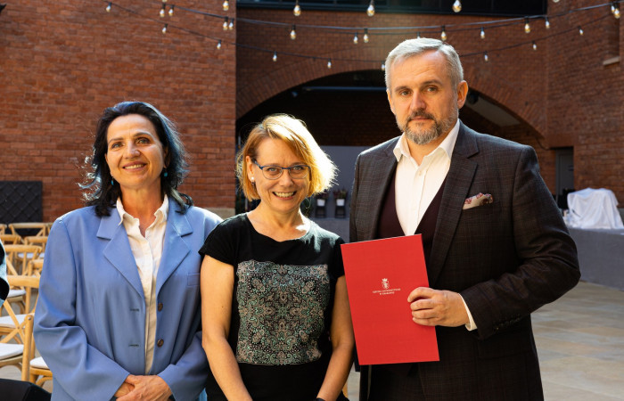 dr Anna Łachowska, dr Katarzyna Wanat, Dyrektor Marcin Jędrychowski