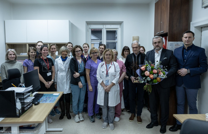 Uroczyste odprawy podczas pożegnania kierowników trzech oddziałów klinicznych