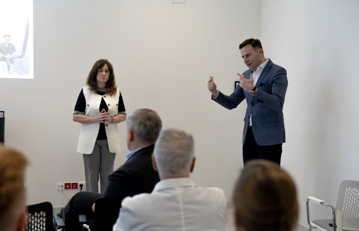 Zakończenie kursu poświęconego chorobom ruchu w neurologii