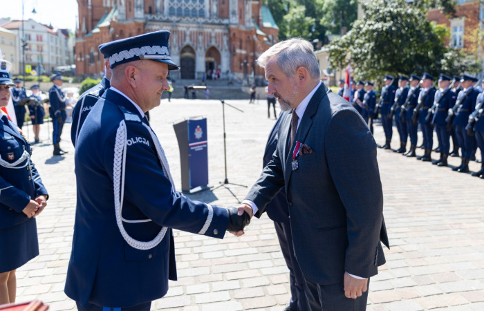 Dyrektor Szpitala Uniwersyteckiego w Krakowie odznaczony Brązowym Medalem „Za Zasługi dla Policji”